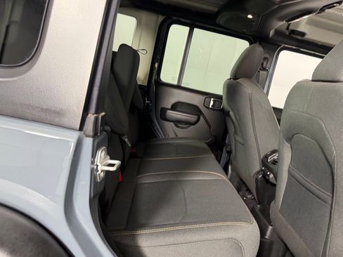 Used 2025 Jeep Wrangler Unlimited Sport S 4xe AWD/4WD image 29