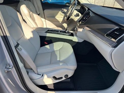 Used 2023 Volvo XC90 B6 Plus w/ Protection Package Premier image 19