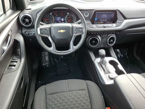 Used 2021 Chevrolet Blazer LT AWD/4WD image 11