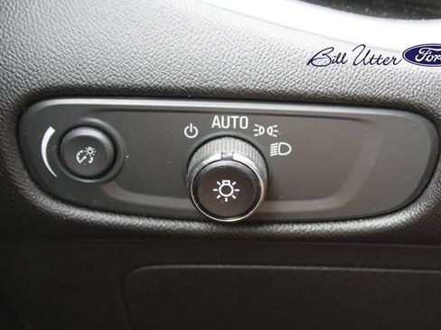 Used 2024 Chevrolet Malibu LT FWD image 19