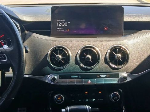 Used 2022 Kia Stinger GT-Line AWD/4WD image 26