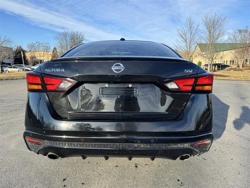 Used 2019 Nissan Altima 2.5 SV image 5