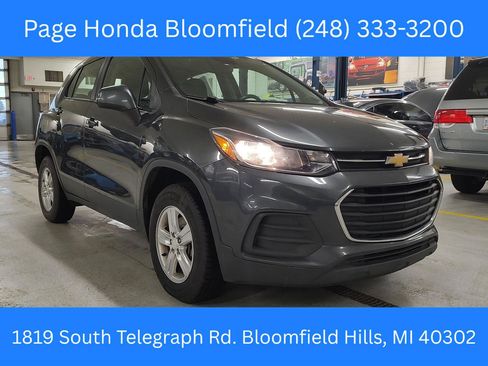 Used 2019 Chevrolet Trax LS image 1