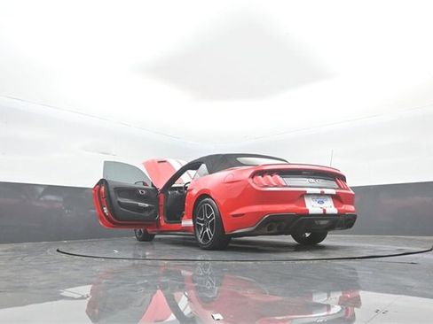 Certified 2019 Ford Mustang GT Premium image 40