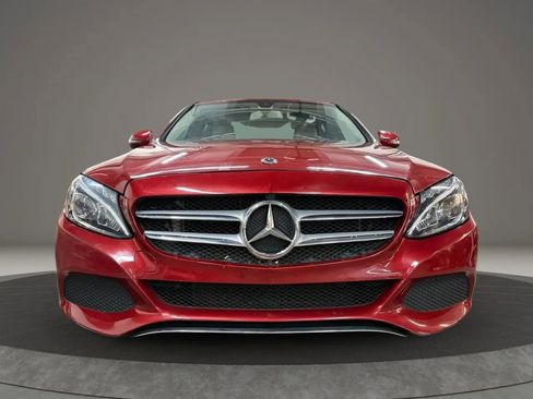 Used 2018 Mercedes-Benz C 300 4MATIC Sedan image 3