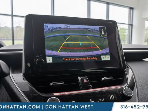Used 2025 Toyota Corolla Cross XLE AWD/4WD image 7