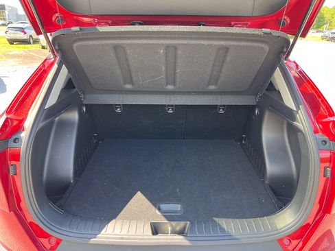 Used 2024 Hyundai Kona SEL FWD image 5