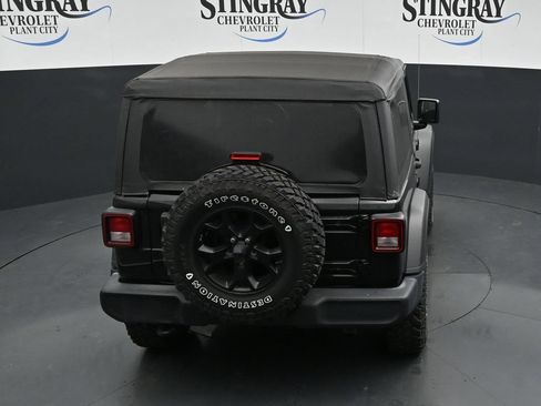 Used 2022 Jeep Wrangler Sport AWD/4WD image 23