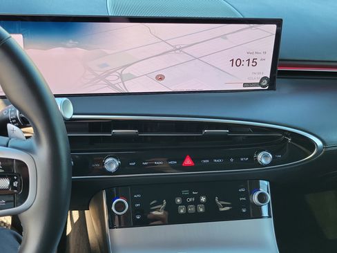 Certified 2026 Genesis GV70 2.5T Select image 11