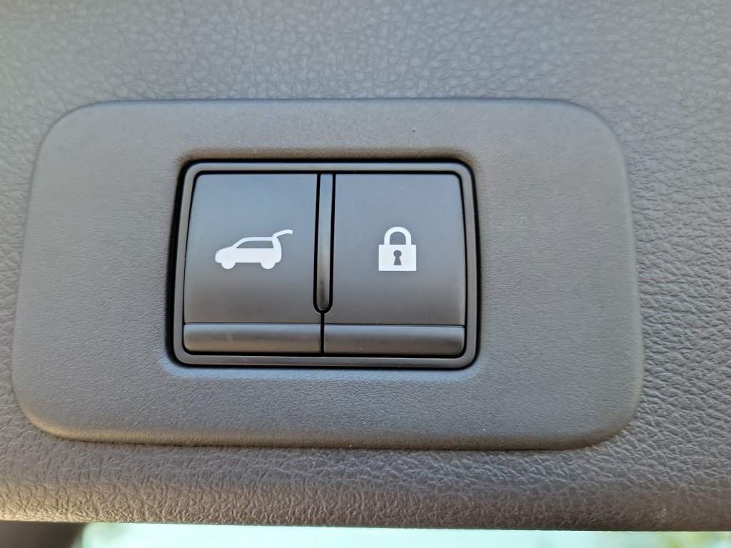 Used 2025 Nissan Murano SV FWD image 12