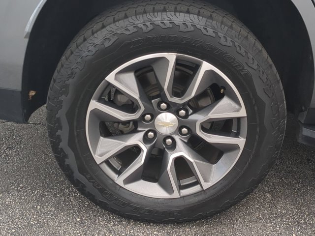 Used 2021 Chevrolet Tahoe LT w/ LT Signature Package RWD image 11