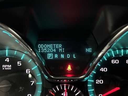 Used 2015 Chevrolet Traverse LT image 12