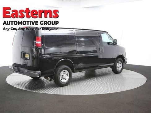 Used 2016 Chevrolet Express 2500 image 38