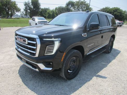 New 2026 GMC Yukon Elevation w/ Elevation Premium Package AWD/4WD image 9
