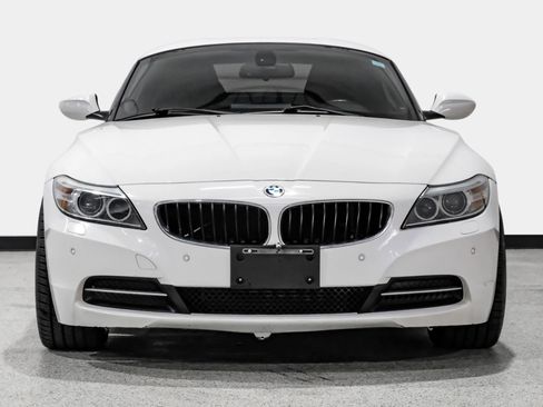 Used 2016 BMW Z4 sDrive28i w/ Technology Package RWD image 6