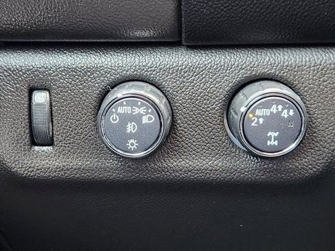 Used 2022 GMC Canyon AT4 image 19