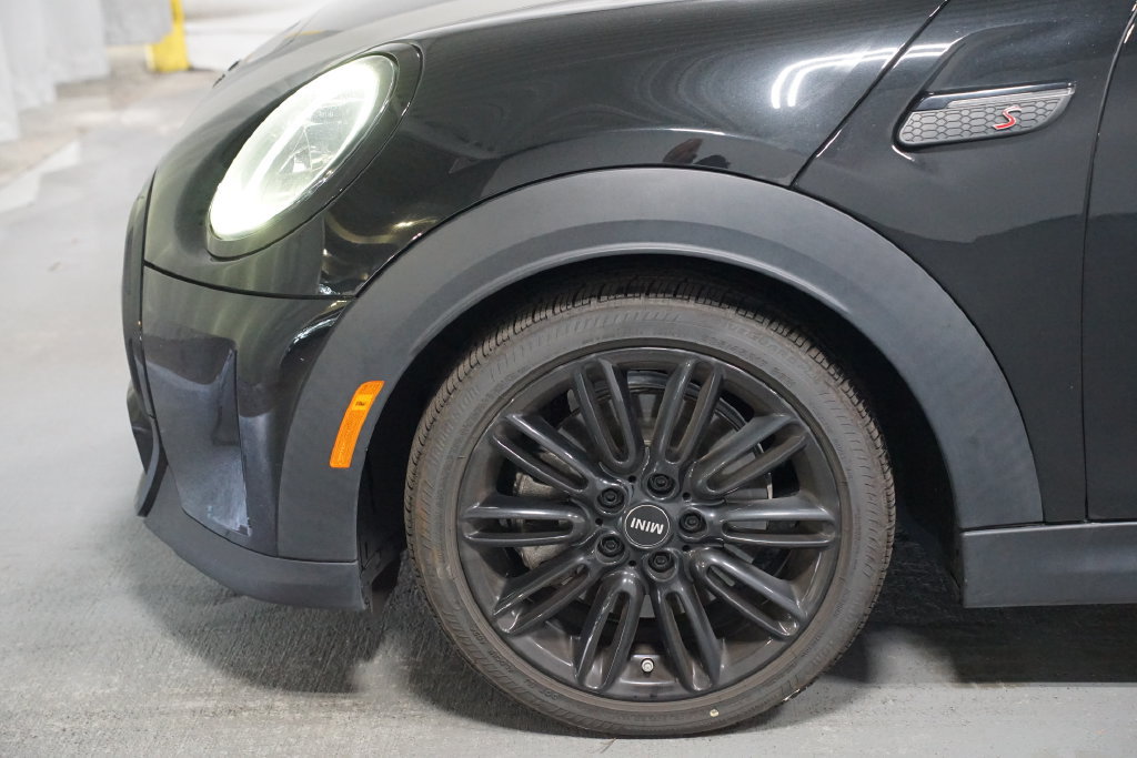 Used 2024 MINI Cooper S FWD image 5