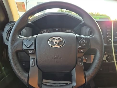 Used 2022 Toyota Tacoma SR image 44