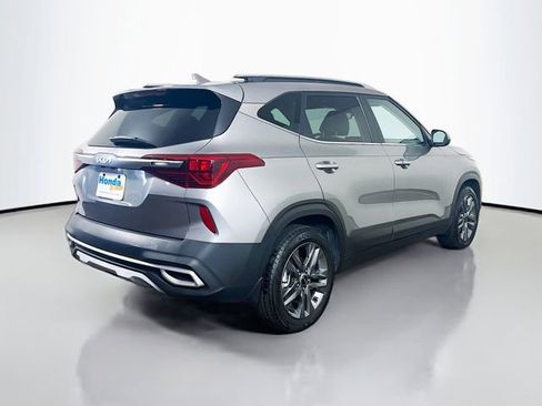Used 2023 Kia Seltos S FWD image 9
