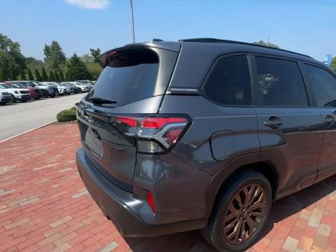 Used 2025 Subaru Forester Sport AWD/4WD image 2