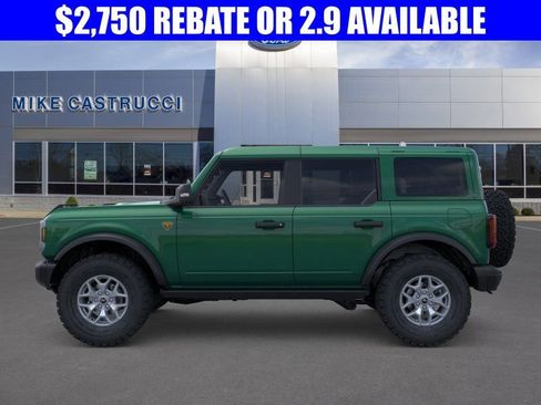 New 2025 Ford Bronco Badlands image 3