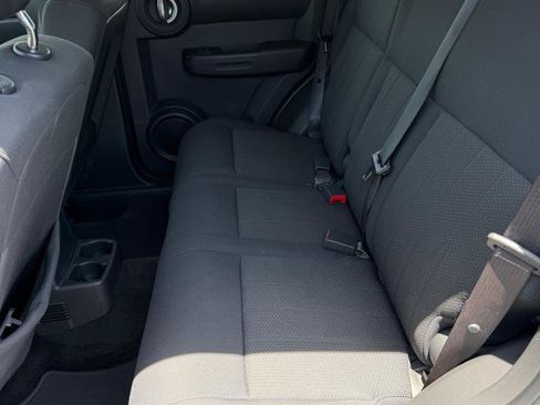 Used 2011 Dodge Nitro Heat w/ Popular Equipment Group RWD image 6
