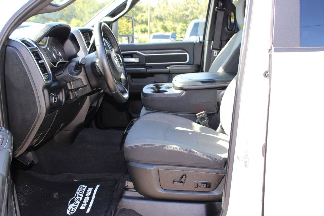 Used 2024 RAM 2500 Big Horn AWD/4WD image 12