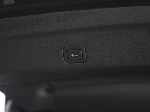 Used 2023 Chevrolet Tahoe LT AWD/4WD image 11