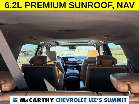 Used 2022 Cadillac Escalade ESV Premium Luxury image 62
