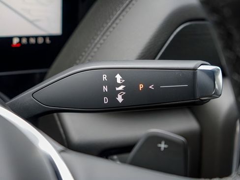 New 2026 GMC Yukon XL Denali w/ Denali Reserve Package image 13