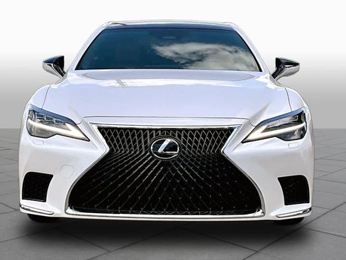 Used 2024 Lexus LS 500 w/ Interior Upgrade Package RWD image 4