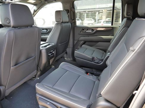 New 2026 GMC Yukon XL Elevation image 35