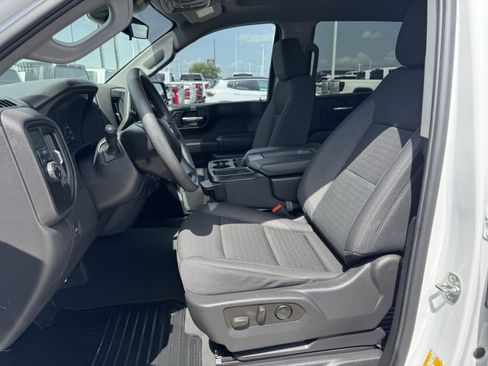 Used 2025 Chevrolet Silverado 1500 Custom w/ Turbomax Blackout Package RWD image 22