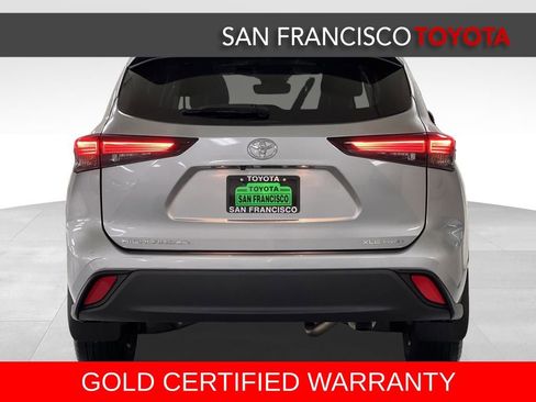 Certified 2025 Toyota Highlander XLE image 4