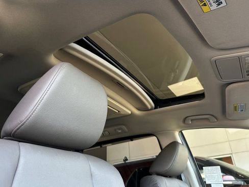 Used 2016 Honda Odyssey Touring image 20