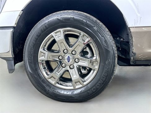 Used 2022 Ford F150 Lariat image 8