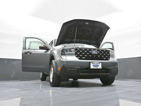 Used 2025 Ford Maverick XL w/ Equipment Group 102A image 40