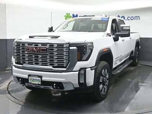 Used 2025 GMC Sierra 2500 Denali w/ Technology Package image 25