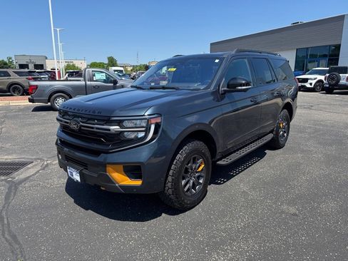 Used 2025 Ford Expedition Tremor AWD/4WD image 7