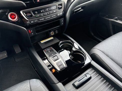 Used 2023 Honda Passport Elite image 23