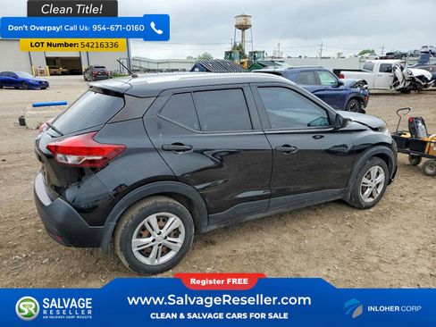 Used 2019 Nissan Kicks S FWD image 4