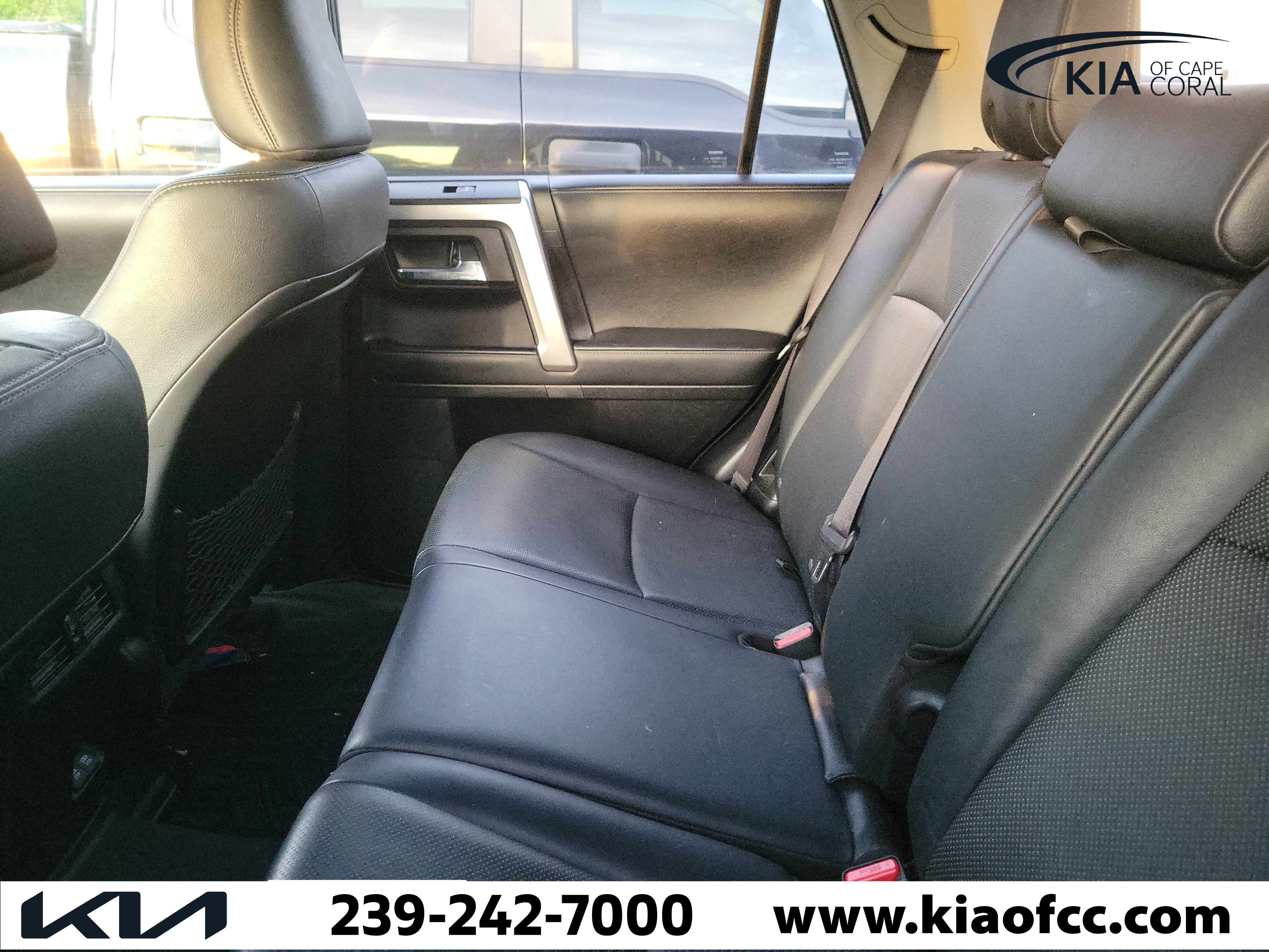 Used 2020 Toyota 4Runner Limited AWD/4WD image 10