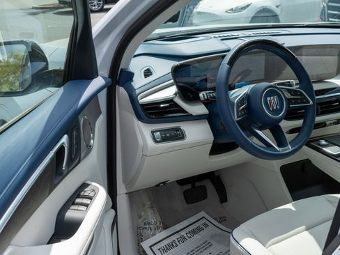 New 2026 Buick Enclave Avenir w/ Super Cruise Package image 10