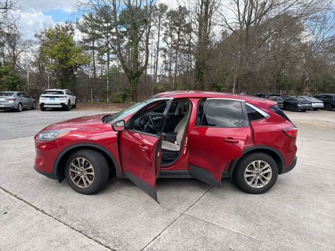 Used 2021 Ford Escape SE w/ Convenience Package image 17