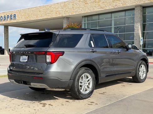 New 2026 Ford Explorer Active w/ Active Comfort Package RWD image 54
