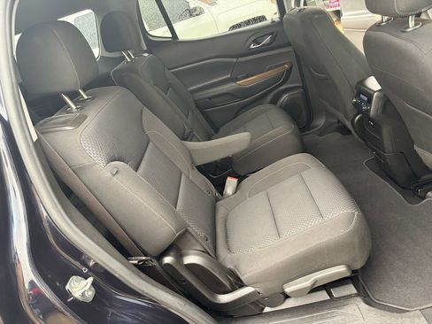 Used 2021 GMC Acadia SLE w/ Elevation Edition AWD/4WD image 18