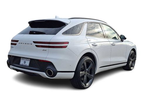 Used 2023 Genesis GV70 2.5T w/ Sport Prestige Package image 6