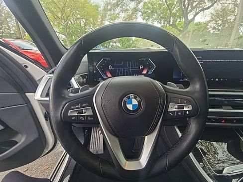 Used 2024 BMW X5 sDrive40i RWD image 16