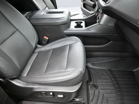 Used 2023 Chevrolet Tahoe LT w/ Luxury Package image 30