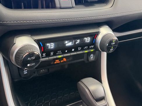 Used 2023 Toyota RAV4 XLE AWD/4WD image 17